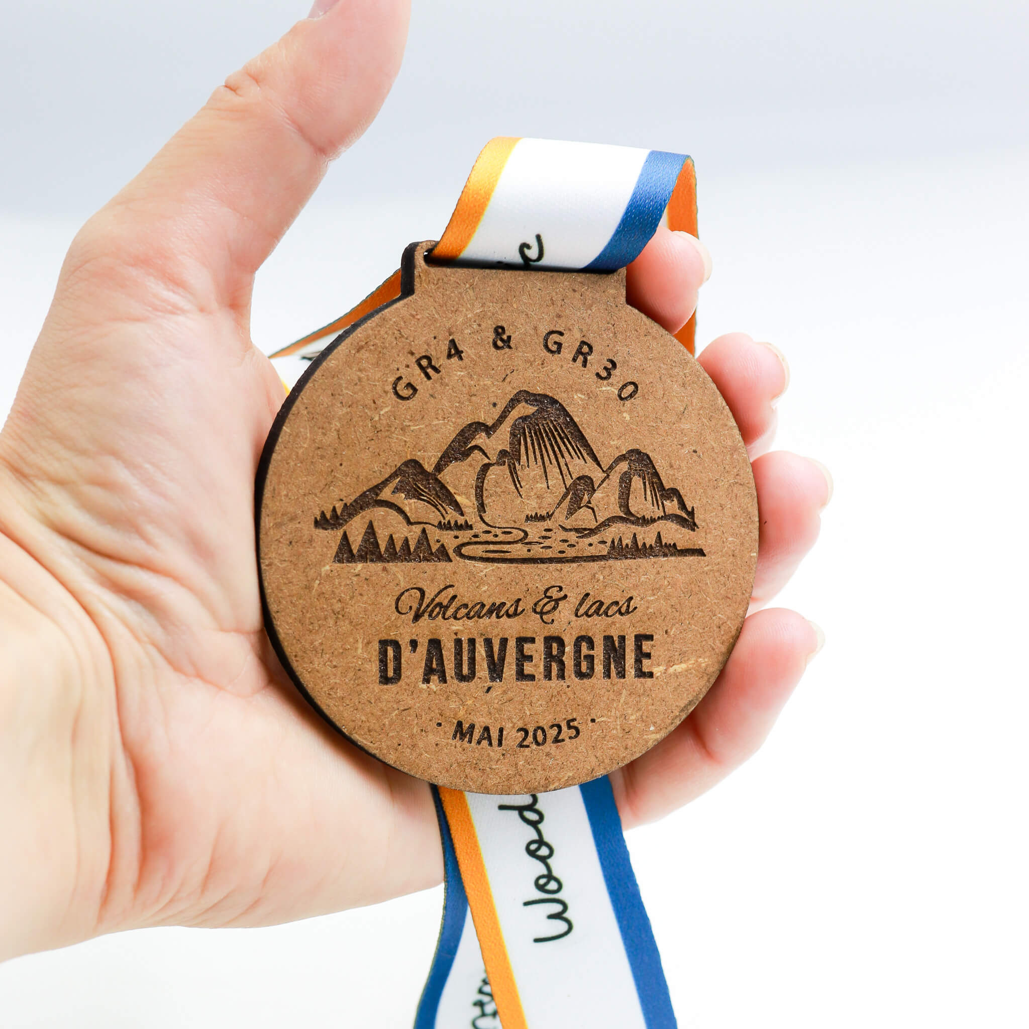 Médailles en bois personnalisées – Pour vos événements sportifs, culturels ou professionnels