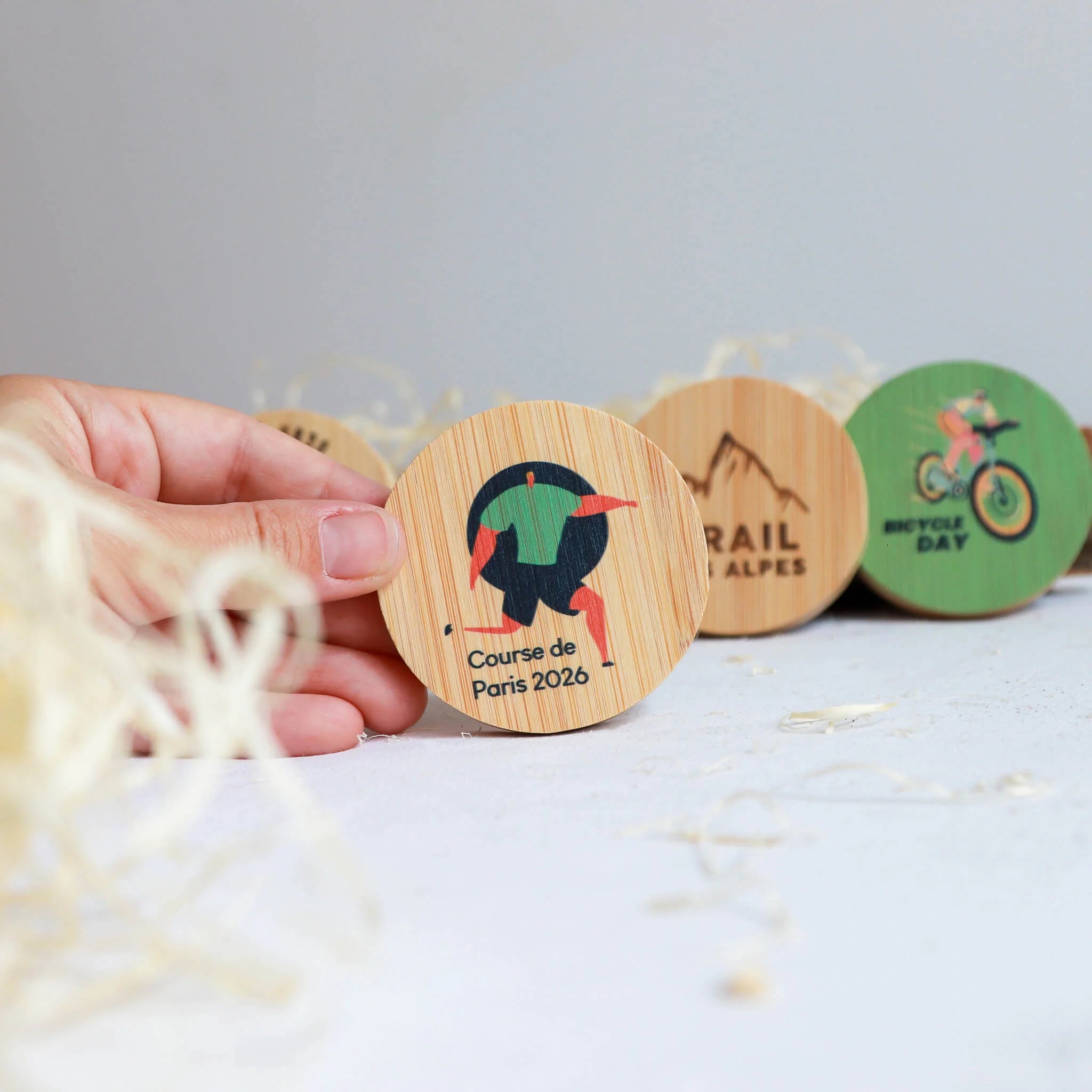 Décapsuleur Magnet en Bois Personnalisé – Gravure ou Impression