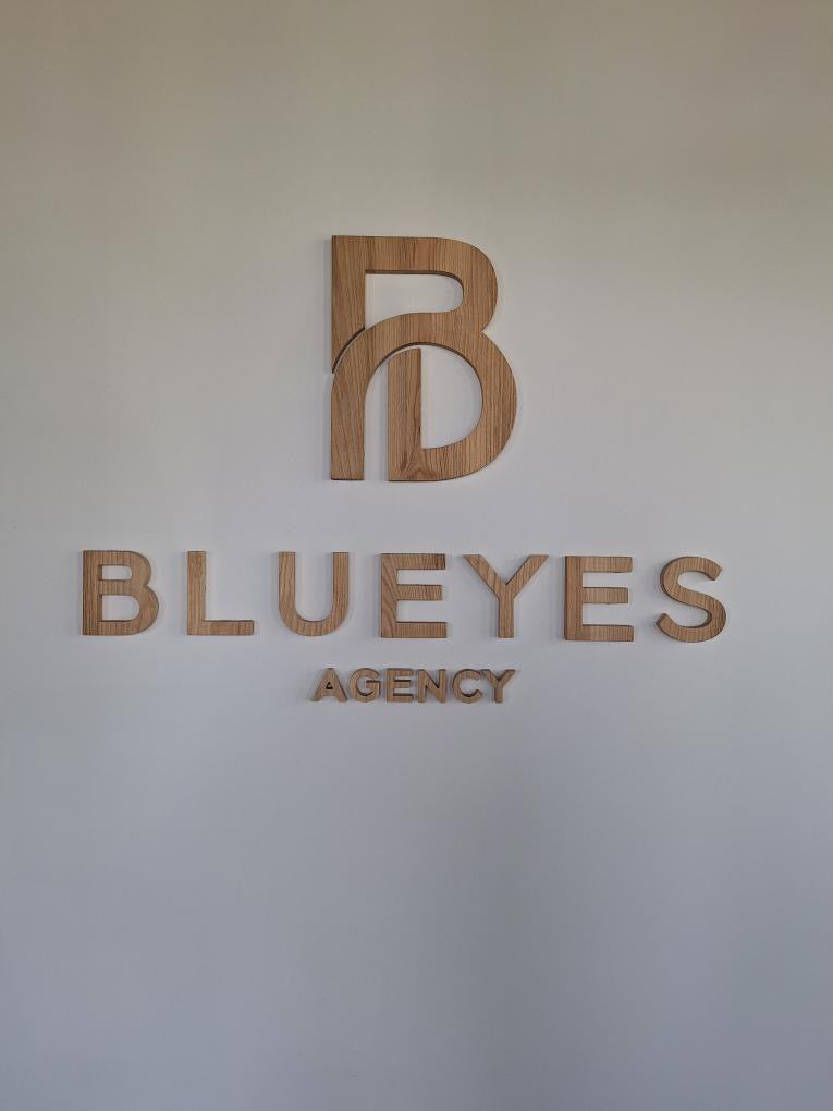Création d'un logo en bois