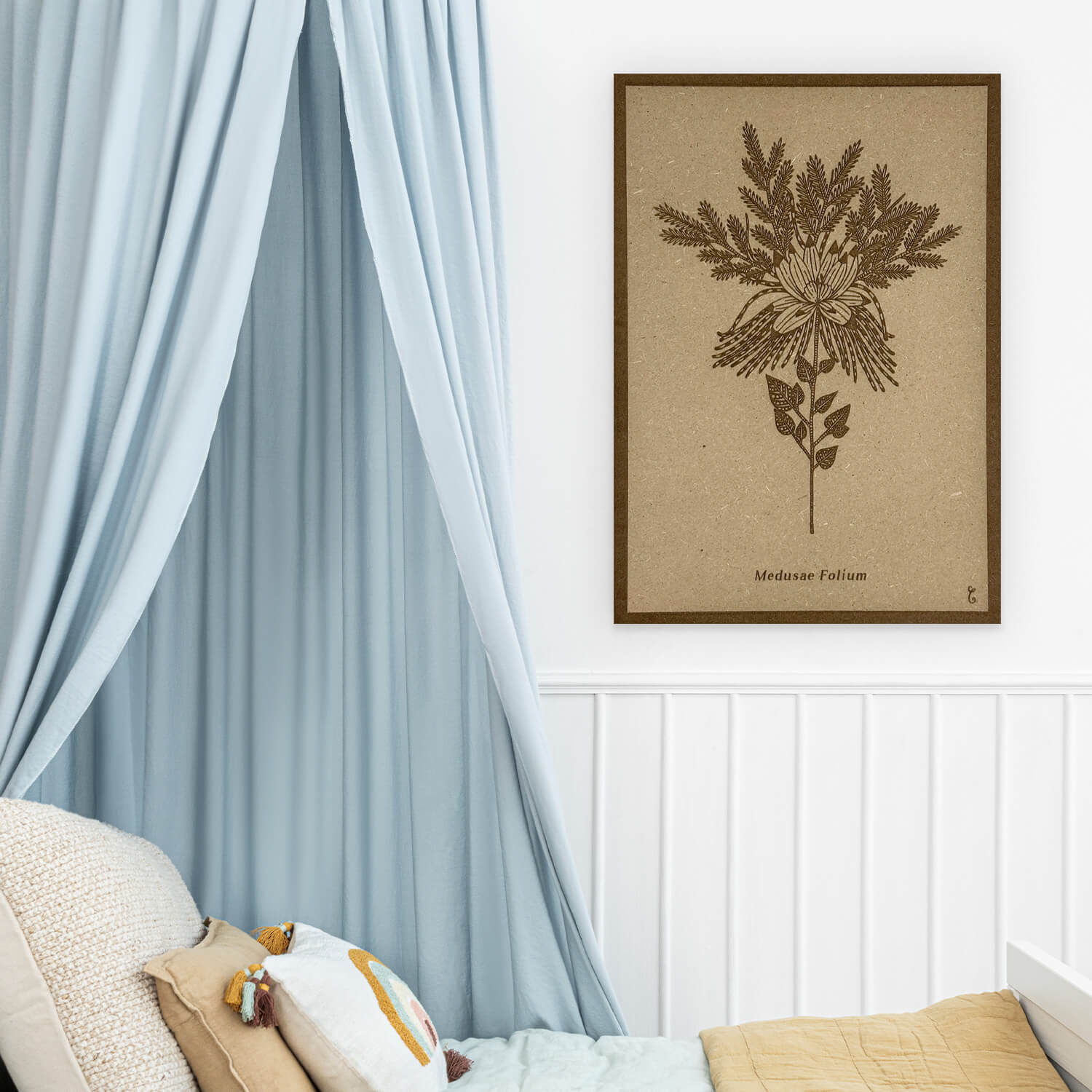 Tableau  floral en bois gravé