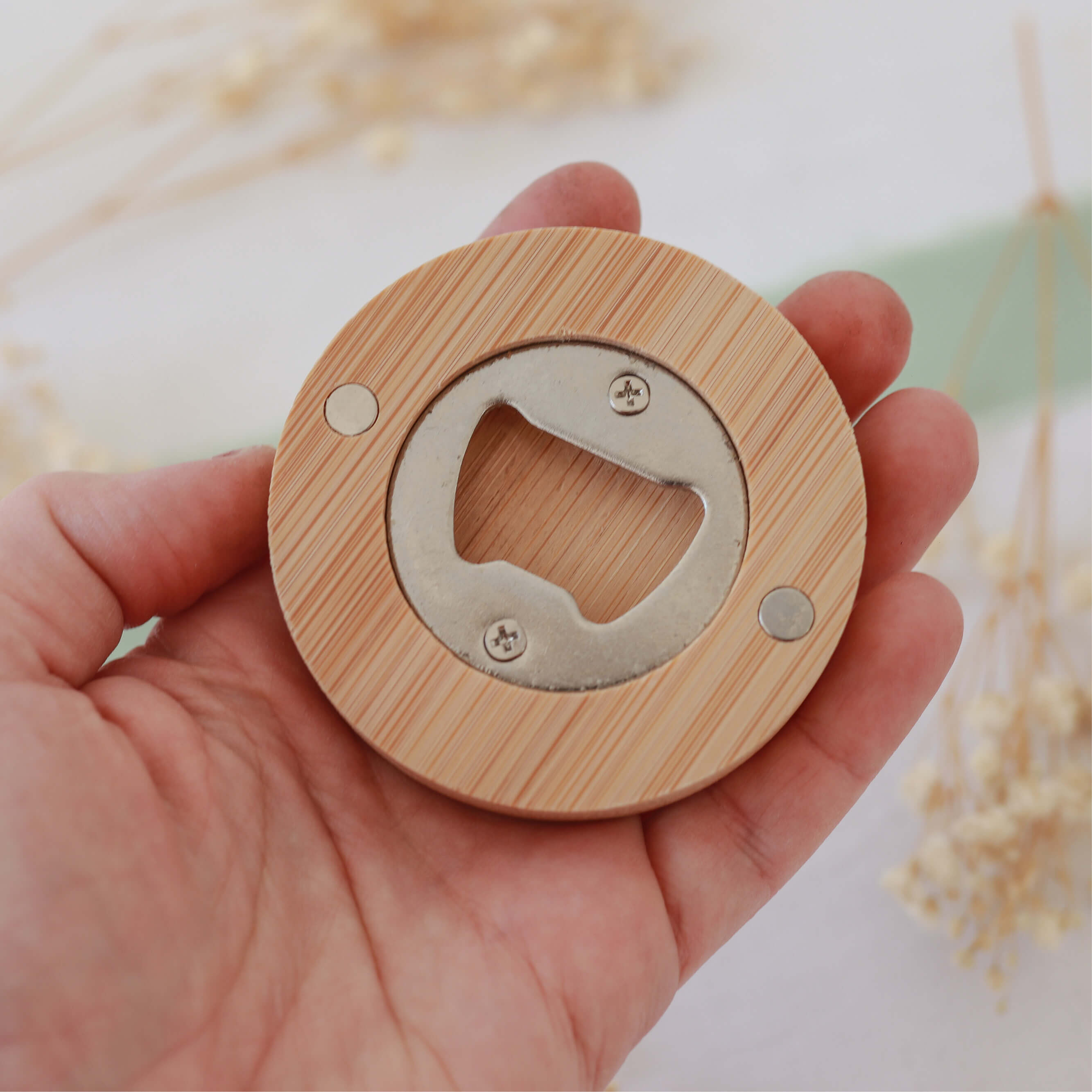 Décapsuleur en bois gravé personnalisé - Woodler