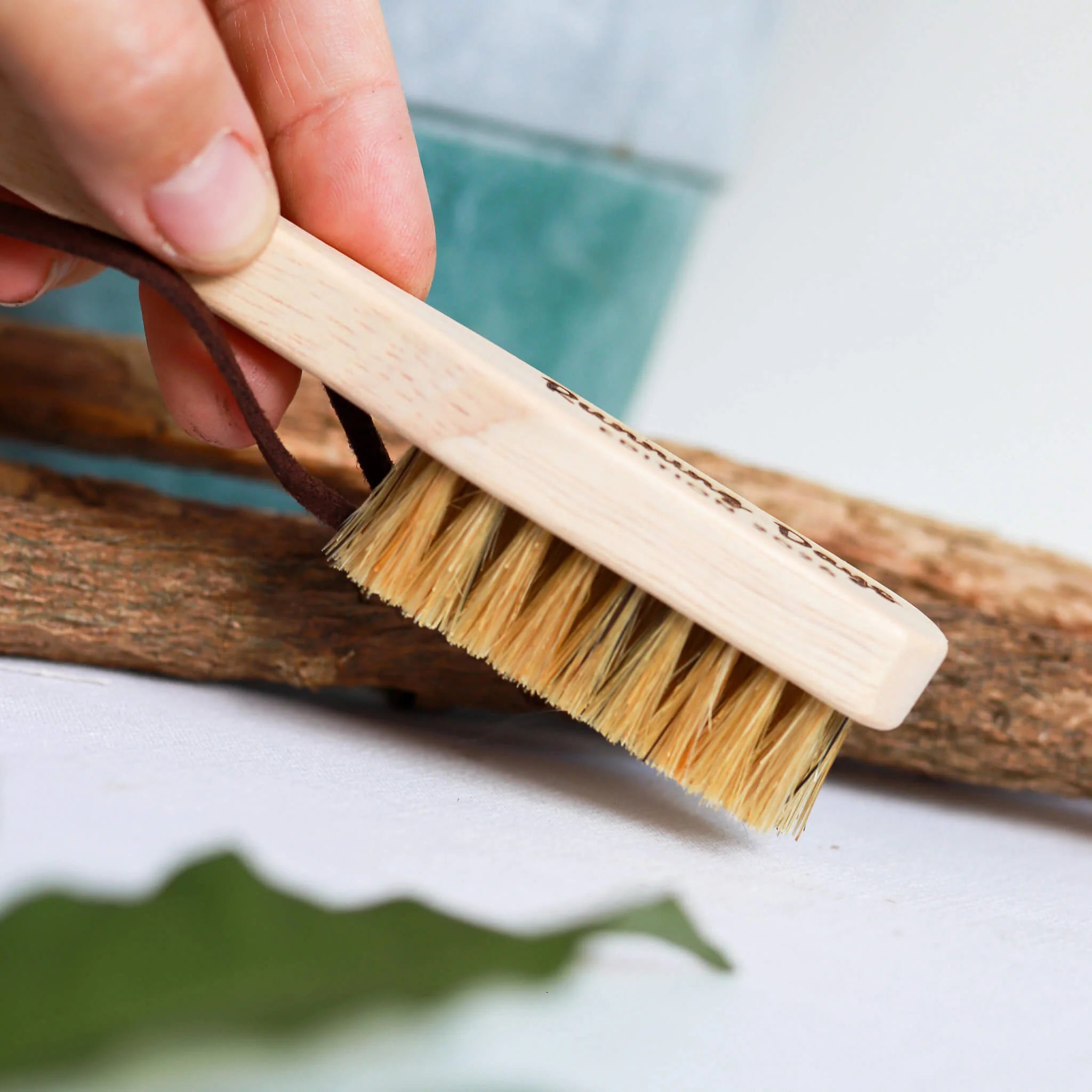 Brosse à Chaussures en Bois Personnalisée – Récompense Sportive